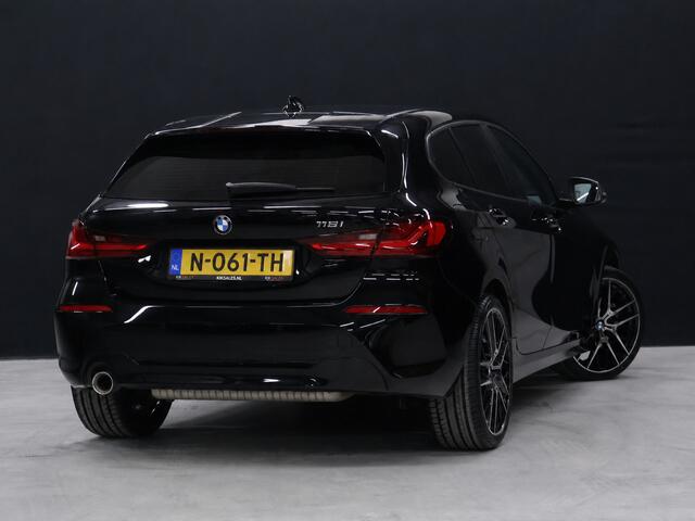 BMW 1-SERIE 116i Business Edition [APPLE CARPLAY, ANDROID, PDC RONDOM, LED, DIGITAL, DASH, CRUISE CONTROL, CLIMATE CONTROL, NIEUWSTAAT]
