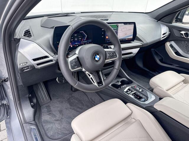 BMW 1-SERIE 120 | M Sport | Panoramadak | Innovation Pack
