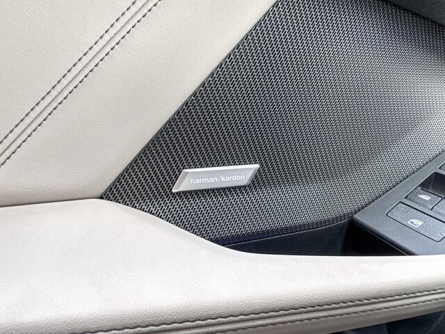BMW 1-SERIE 120 M Sport | Panoramadak | Harman-Kardon | Comfort Access |