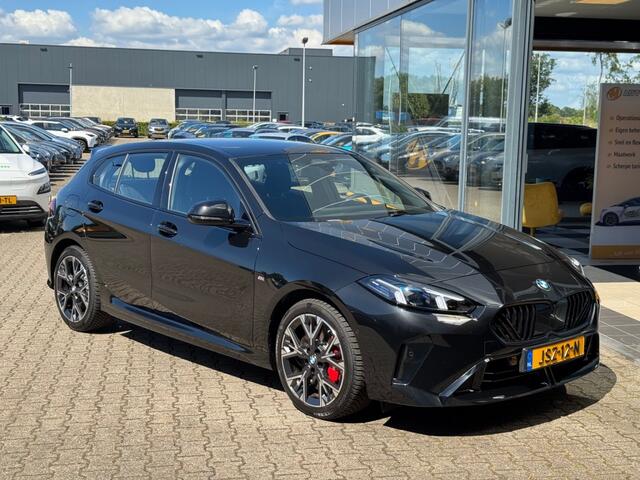 BMW 1-SERIE 116 M Sport - Comfort Access - Adaptive LED - Camera