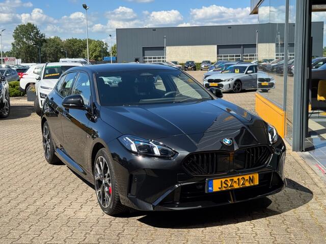 BMW 1-SERIE 116 M Sport - Comfort Access - Adaptive LED - Camera