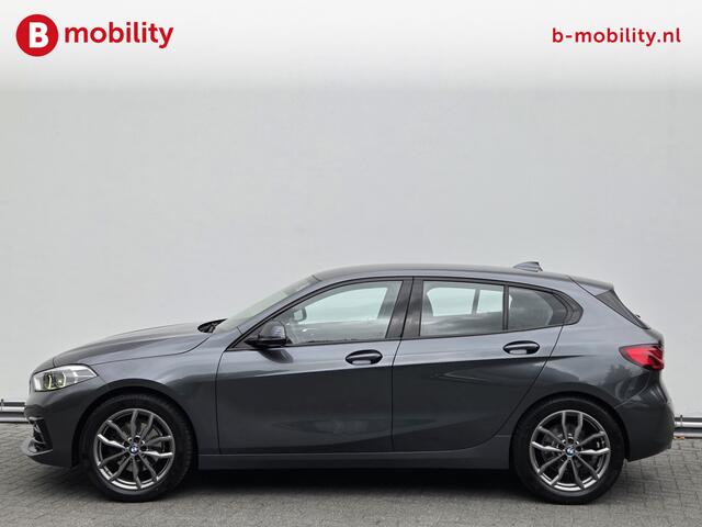 BMW 1-SERIE 118i High Executive Sportline Apple CarPlay | Stoelverwarming | Sportstoelen | PDC | Cruise Control