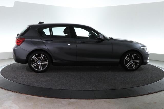 BMW 1-SERIE 118i Corporate Lease Executive | CRUISE | CLIMA |