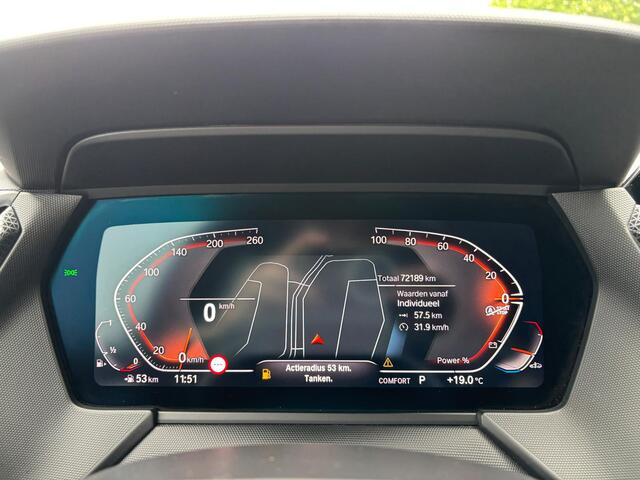 BMW 1-SERIE 118i Business Edition | Sportstoelen | Stuurwiel verwarmd |