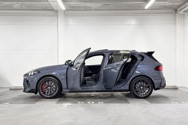 BMW 1-SERIE 120 M Sport Design Edition | M-Sport Pro | Premium Pack | Harman/Kardon | Comfort Access | Panoramadak