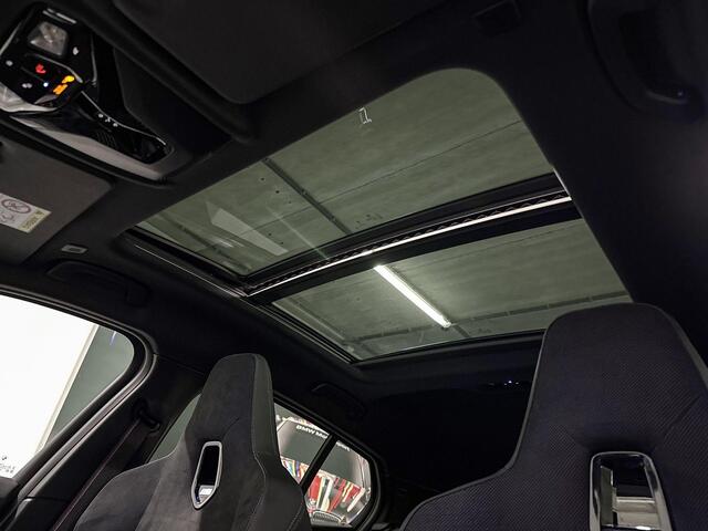 BMW 1-SERIE 120 M Sport Design Edition | M-Sport Pro | Premium Pack | Harman/Kardon | Comfort Access | Panoramadak