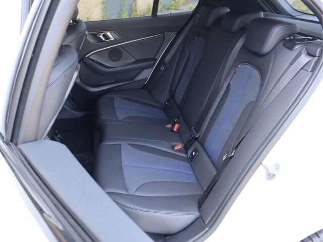 BMW 1-SERIE 118i High Executive M Sport Live Cockpit Pro | Org. NL | Handbak | PDC | Cruise