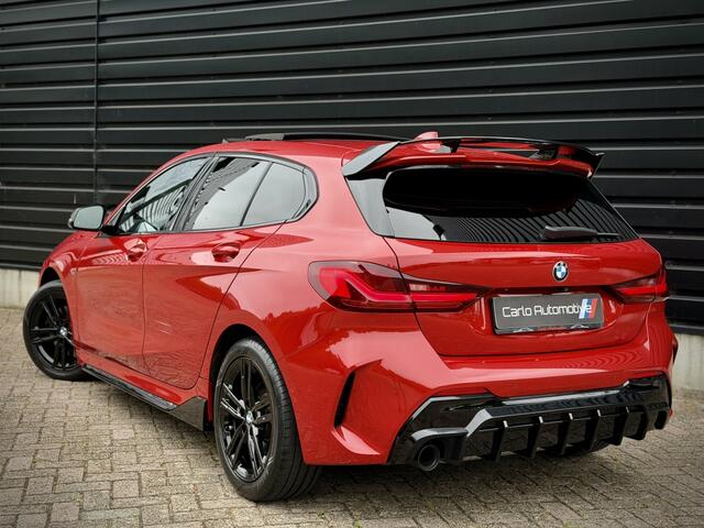 BMW 1-SERIE 118i M-PERF. M135 PANO|SCHAALSTOEL|HK|HUD|ACC