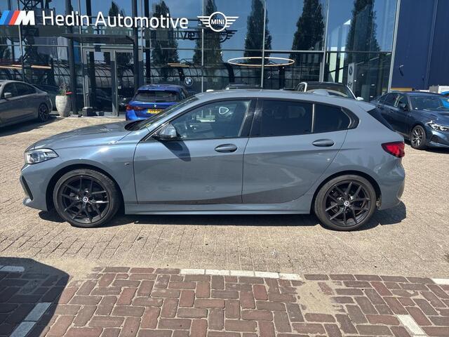 BMW 1-SERIE 118i M-Sport | Trekhaak | Hifi | Stoel en Stuurverwarming | Camera | Voorbereiding Driving Assistance