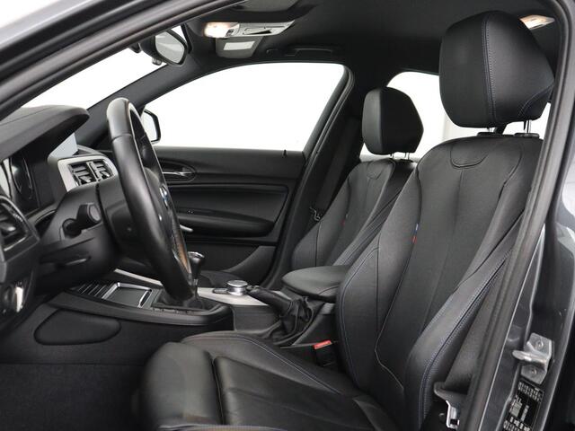 BMW 1-SERIE 118i High Executive M-sport | Leder | Full LED | Climate control | Stoelverwarming | Park assist | Cruise control | DAB | Bluetooth | Sfeerverlichting |