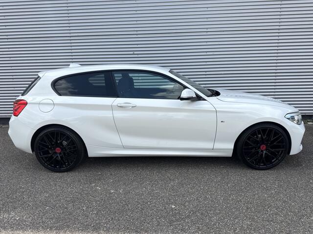 BMW 1-SERIE 118i Ed. M-sport Automaat climate Cruise 20"LMT PDC LED Stoelverwarming