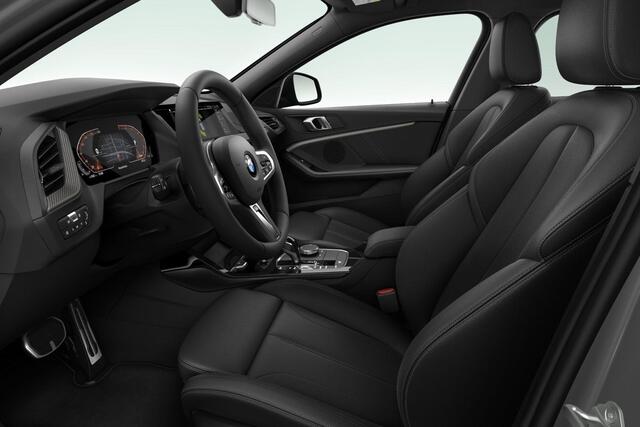 BMW 1-SERIE 120i M Sport | Panoramadak | Travel Pack | Premium Pack