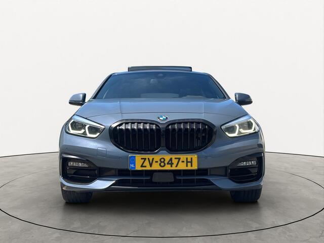 BMW 1-SERIE 118i 140PK High Executive Pano Harman-Kardon Head-UP