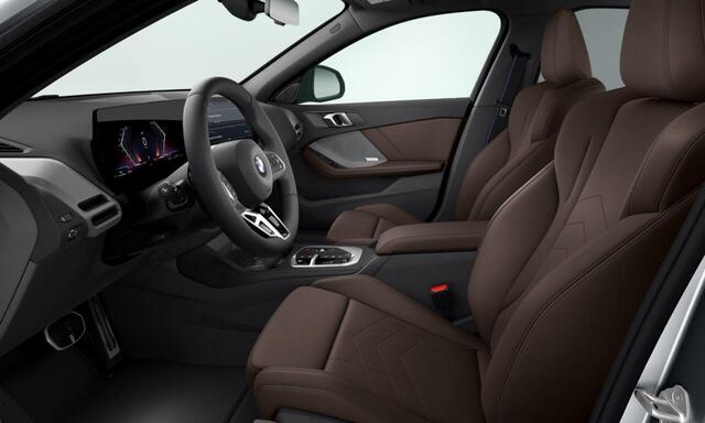 BMW 1-SERIE 120 | M-Sport Pro | Harman Kardon | Adaptive Cruise | Trekhaak | Comfort Access |