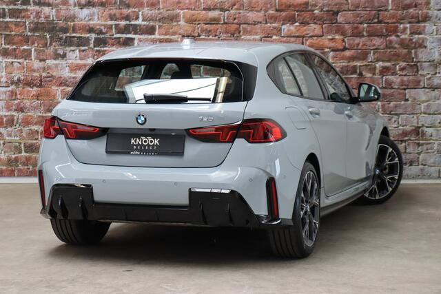 BMW 1-SERIE 120i High Executive M Sport Pakket Automaat / Adaptief M-onderstel / Sportstoelen / Driving Assistant / Active Guard / Parkeerhulpsysteem / Hoogglans Shadow line