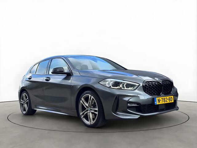 BMW 1-SERIE 118i 140PK Automaat M-Sport Camera Virtual Stuurverwarming