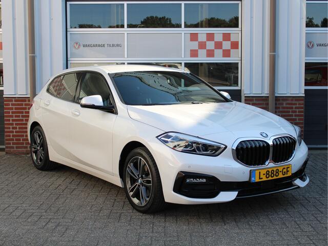 BMW 1-SERIE 118i Business Edition Sport Automaat Stoelverw./Half leder Sport int/Cruise/Climate/Carplay/Digidash/17inch