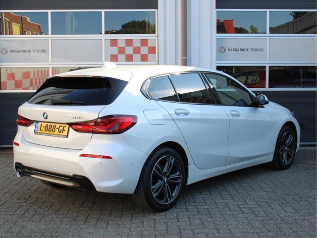 BMW 1-SERIE 118i Business Edition Sport Automaat Stoelverw./Half leder Sport int/Cruise/Climate/Carplay/Digidash/17inch