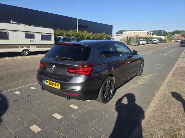 BMW 1-SERIE M140i High Executive navigatie, automaat, dealer onderhouden