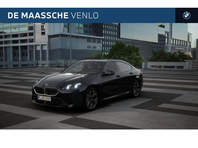 BMW 2-SERIE Gran Coupé 220 M Sport Automaat / Sportstoelen / Adaptieve LED / Comfort Access / M Adaptief onderstel / Parking Assistant / Stoelverwarming