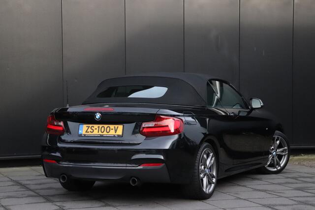 BMW 2-SERIE Cabrio M240i Executive 340 PK | NAVI | LMV | PDC | FULL HYSTORY