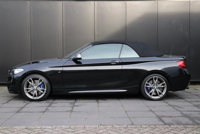 BMW 2-SERIE Cabrio M240i Executive 340 PK | NAVI | LMV | PDC | FULL HYSTORY