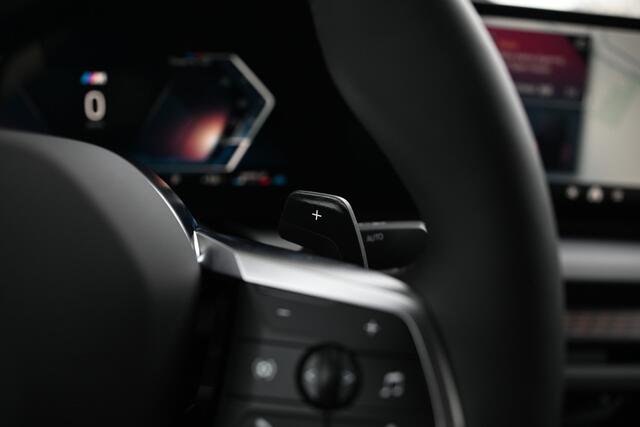 BMW 2-SERIE Gran Coupé 220 M Sport Automaat / Sportstoelen / M Adaptief onderstel / Adaptieve LED / Comfort Access / Parking Assistant