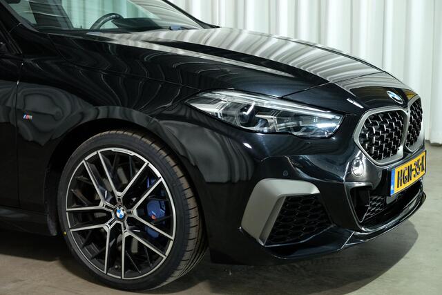 BMW 2-SERIE Gran Coupé M235i xDrive High Executive H&K