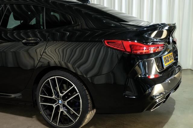 BMW 2-SERIE Gran Coupé M235i xDrive High Executive H&K