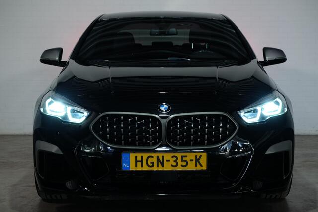 BMW 2-SERIE Gran Coupé M235i xDrive High Executive H&K
