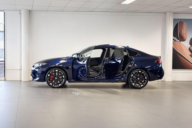 BMW 2-SERIE Gran Coupé M235 xDrive | M Sport Pro | Innovation Pack | Driving Assistant Professional