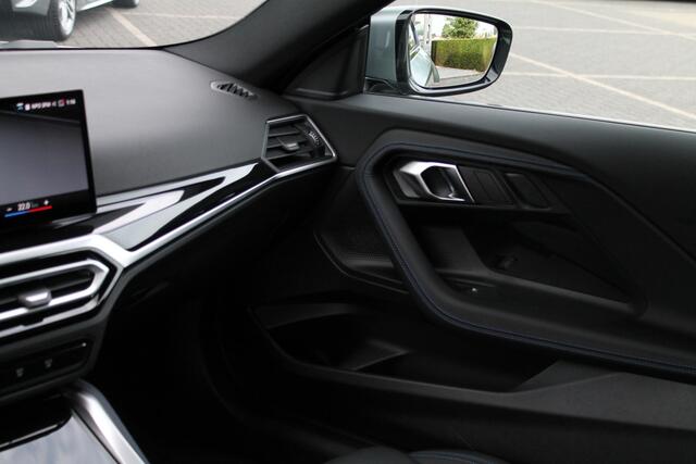 BMW 2-SERIE Coupé 220i High Executive M Sport Automaat / Live Cockpit Professional / Stoelverwarming / Adaptieve LED / Parking Assistant / Active Cruise Control / M Sportonderstel