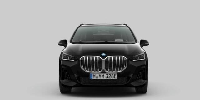 BMW 2-SERIE Active Tourer 225e xDrive M Sport - Panoramadak - 19 inch - Harman Kardon - Innovation Pack - Driving Assistant - Head-up - Comfort Access - Parking Assistant Plus
