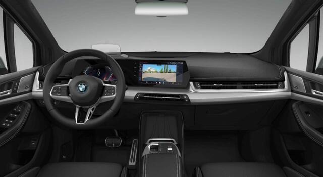 BMW 2-SERIE Active Tourer 225e xDrive M-Sport - Pano - Head-up - Harman Kardon