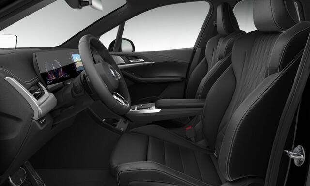 BMW 2-SERIE Active Tourer 225e xDrive - M-Sport - Pano - 360 Camera - Harman Kardon