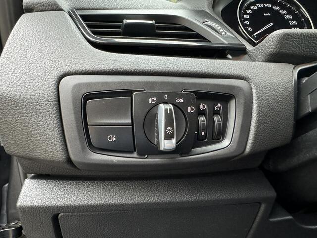 BMW 2-SERIE Active Tourer 218i Executive Automaat *Navigatie*ECC*