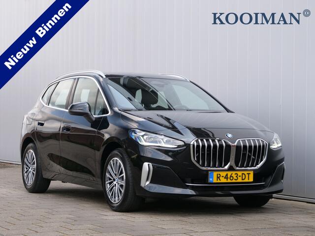 BMW 2-SERIE Active Tourer 218i 136pk Automaat Trekhaak / Leder / Navigatie / Camera