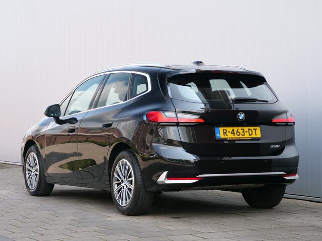 BMW 2-SERIE Active Tourer 218i 136pk Automaat Trekhaak / Leder / Navigatie / Camera