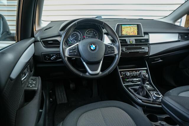 BMW 2-SERIE Active Tourer 220i Centennial Executive Camera Navigatie Clima Cruise PDC 16"LM