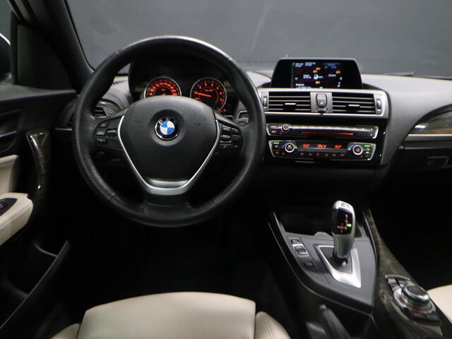 BMW 2-SERIE Cabrio 220i High Executive [CAMERA, VOL LEDER, STOELVERWARMING, PDC V+A, BLUETOOTH, CRUISE, CLIMATE, NIEUWSTAAT]