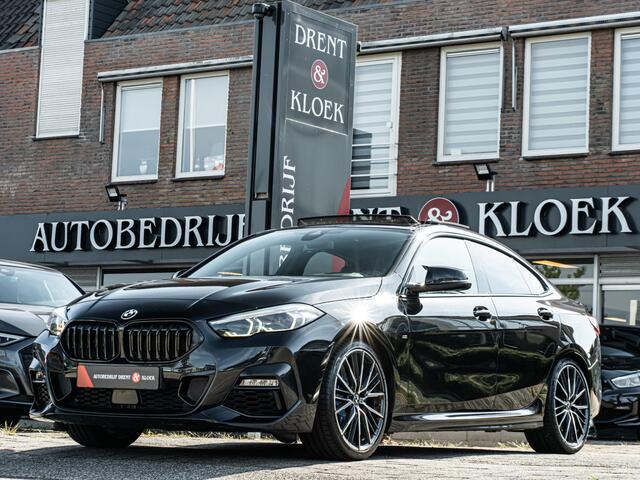 BMW 2-SERIE Gran Coupé 218i High Executive M-Sport ORG NL PANO HUD HIFI SHADOW 19 INCH SCHAALSTOEL M PERF REMMEN