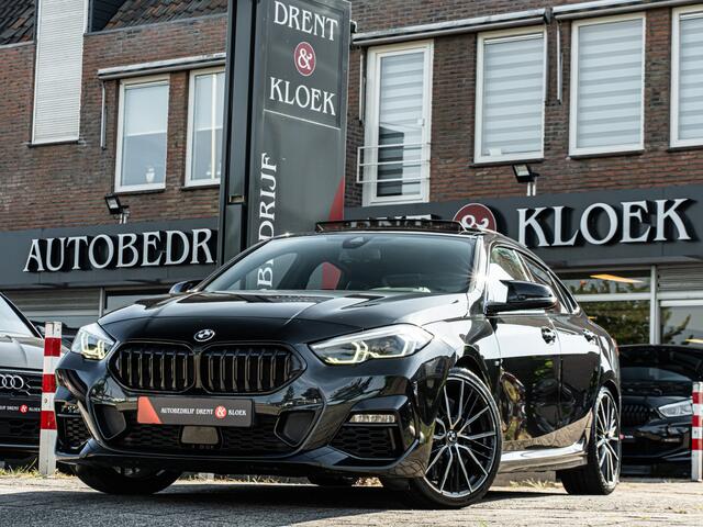 BMW 2-SERIE Gran Coupé 218i High Executive M-Sport ORG NL PANO HUD HIFI SHADOW 19 INCH SCHAALSTOEL M PERF REMMEN