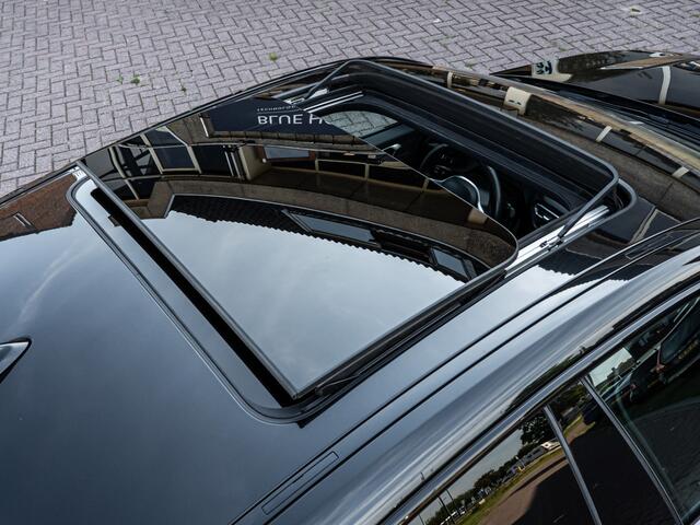 BMW 2-SERIE Gran Coupé 218i High Executive M-Sport ORG NL PANO HUD HIFI SHADOW 19 INCH SCHAALSTOEL M PERF REMMEN