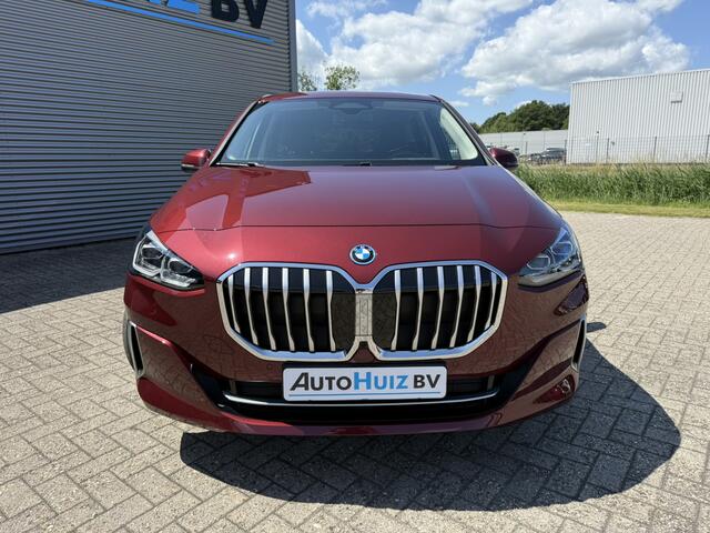 BMW 2-SERIE Active Tourer 225e xDrive High Executive Harman-Kardon Keyless Entry Elek Stoelverstelling Trekhaak Head-Up Display Achteruitrijcamera Carplay
