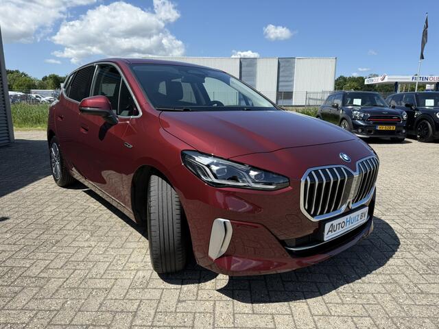 BMW 2-SERIE Active Tourer 225e xDrive High Executive Harman-Kardon Keyless Entry Elek Stoelverstelling Trekhaak Head-Up Display Achteruitrijcamera Carplay