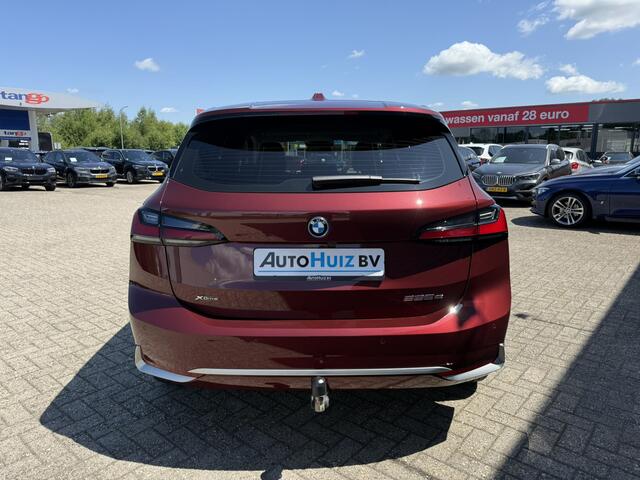 BMW 2-SERIE Active Tourer 225e xDrive High Executive Harman-Kardon Keyless Entry Elek Stoelverstelling Trekhaak Head-Up Display Achteruitrijcamera Carplay