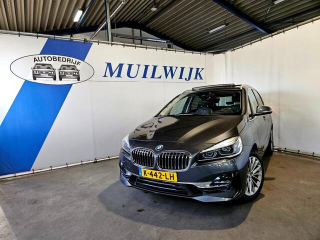 BMW 2-SERIE 2 Serie Active Tourer 220i High Executive Edition / Trekhaak / Pano / Camera