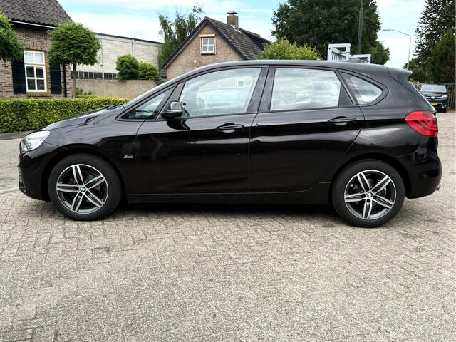 BMW 2-SERIE Active Tourer 216I EXECUTIVE NAVI/LED/SP.STOELEN/PDC/LMV