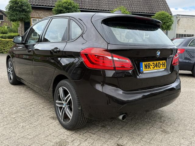 BMW 2-SERIE Active Tourer 216I EXECUTIVE NAVI/LED/SP.STOELEN/PDC/LMV