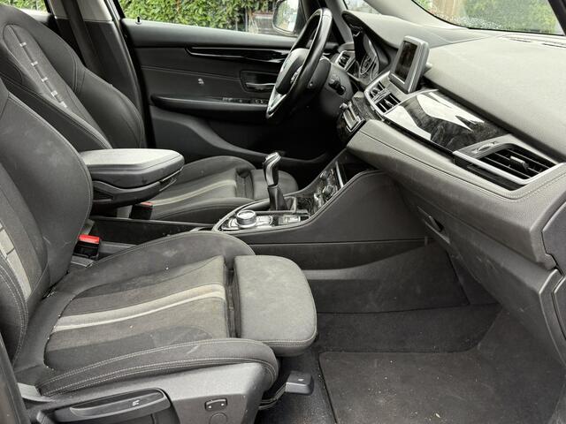 BMW 2-SERIE Active Tourer 216I EXECUTIVE NAVI/LED/SP.STOELEN/PDC/LMV